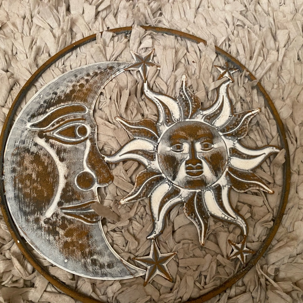 16 inch metal indoor or outdoor decor